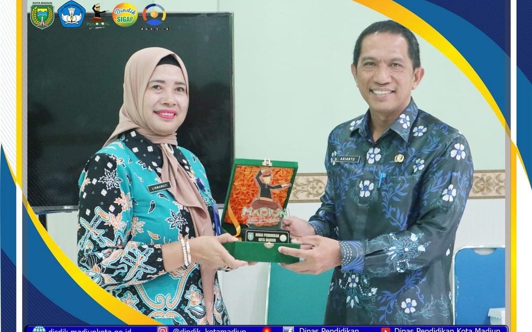 KUNJUNGAN KAB. KUBU RAYA RIAU UNTUK OPTIMALISASI CHROMEBOOK DI SEKOLAH